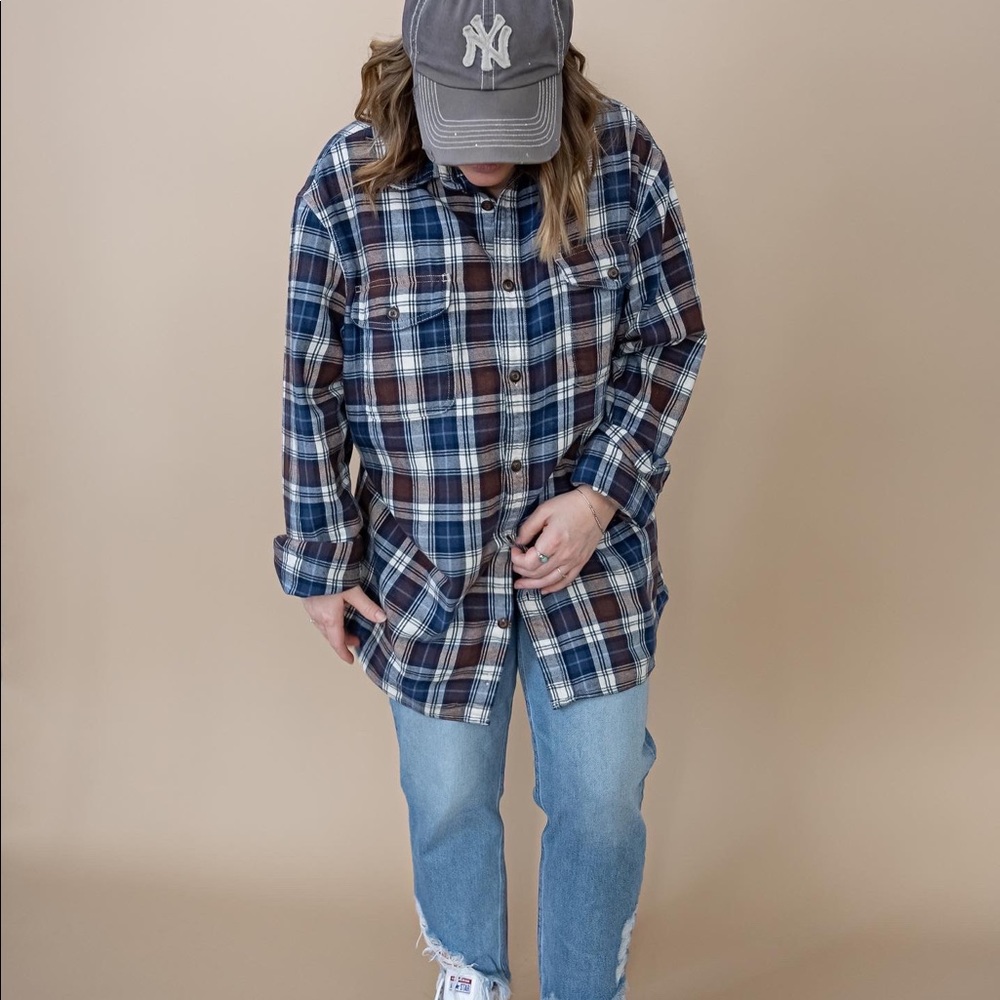 Timeless oversized flannel. Size:Large